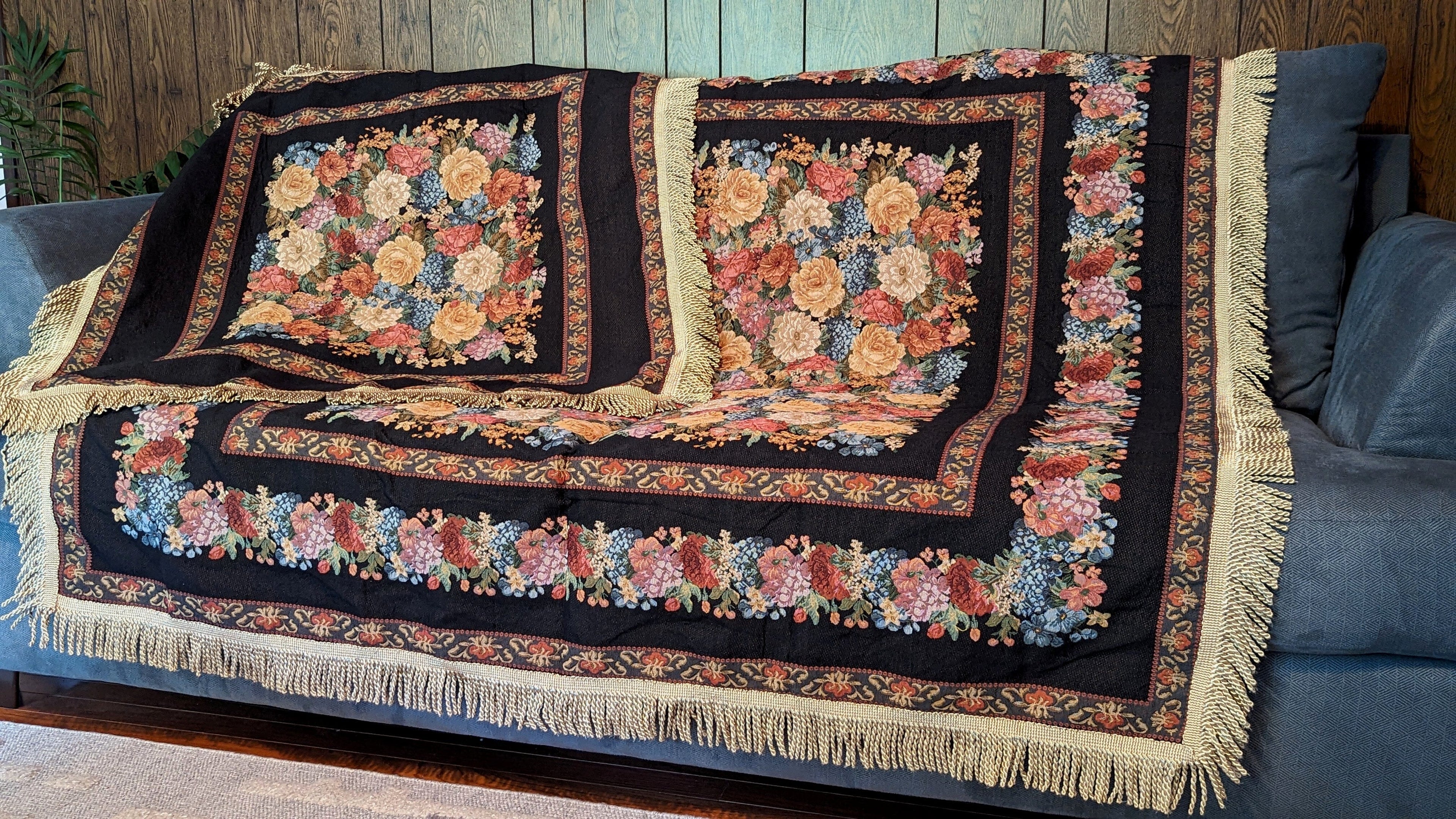 Tache Country Rustic Floral Black Midnight Awakening Tablecloth (3089BL)