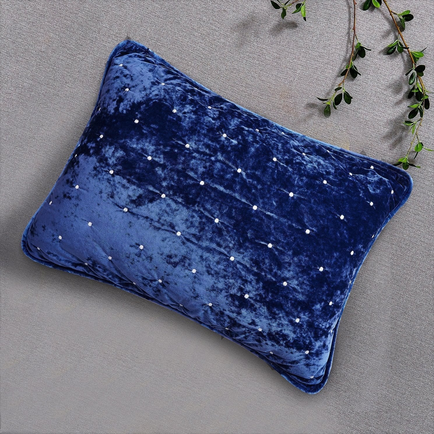 Tache Plush Dreams Dark Royal Blue Tufted Velvet Quilt Set (JHW-853DB)