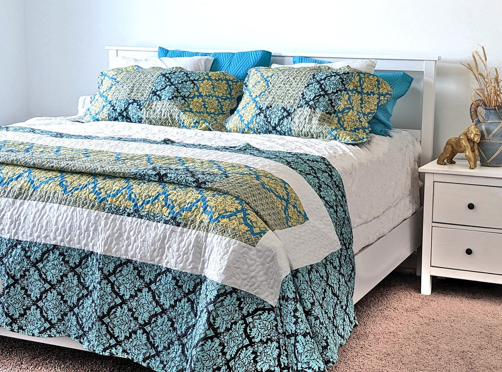 Tache Damask Ornate Baroque Teal Turquoise Blue Green Scalloped Quilt Set (SD-3300)