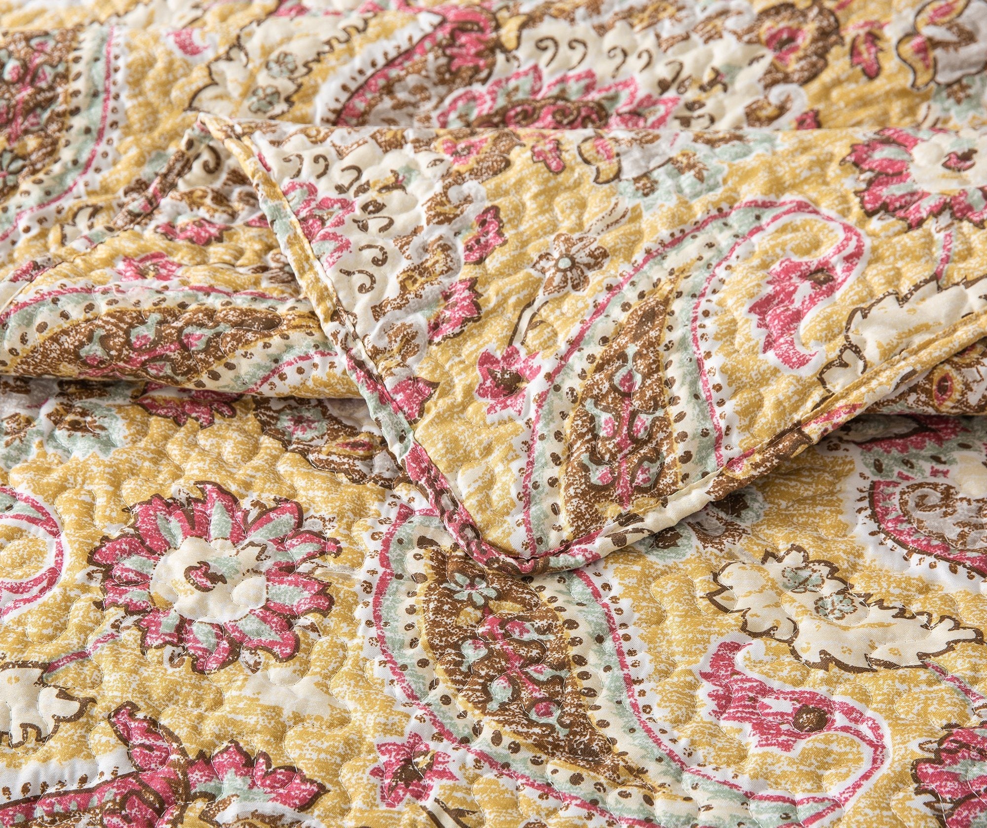 Tache Royal Medallion Floral Paisley Damask Yellow Pink Boho Chic Quilt Set (SD5357)